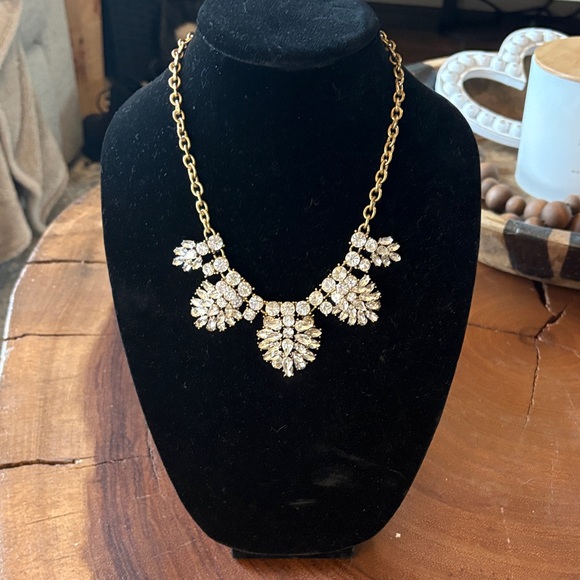 J. Crew Jewelry - J.Crew Vintage Crystal Statement Necklace – Gold Tone Rhinestone Bib